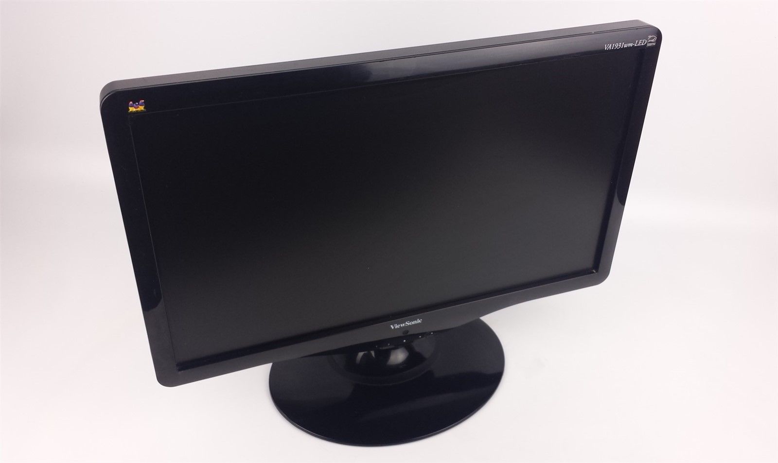 ViewSonic VA1931wm-LED LCD Computer Display Monitor 19" w/ Power & VGA Cord