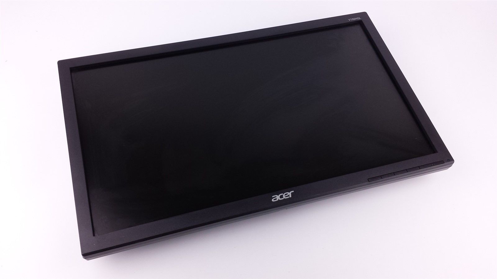 Acer V196HQL Widescreen LED LCD Computer Monitor 18.5" UM.XV6AA.A01