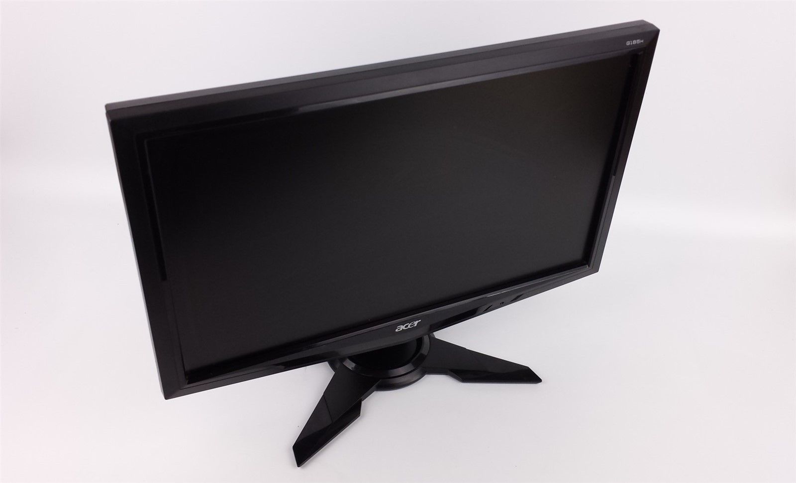 Acer Display G433H LCD Computer Monitor 18.5" with Power and VGA Cord